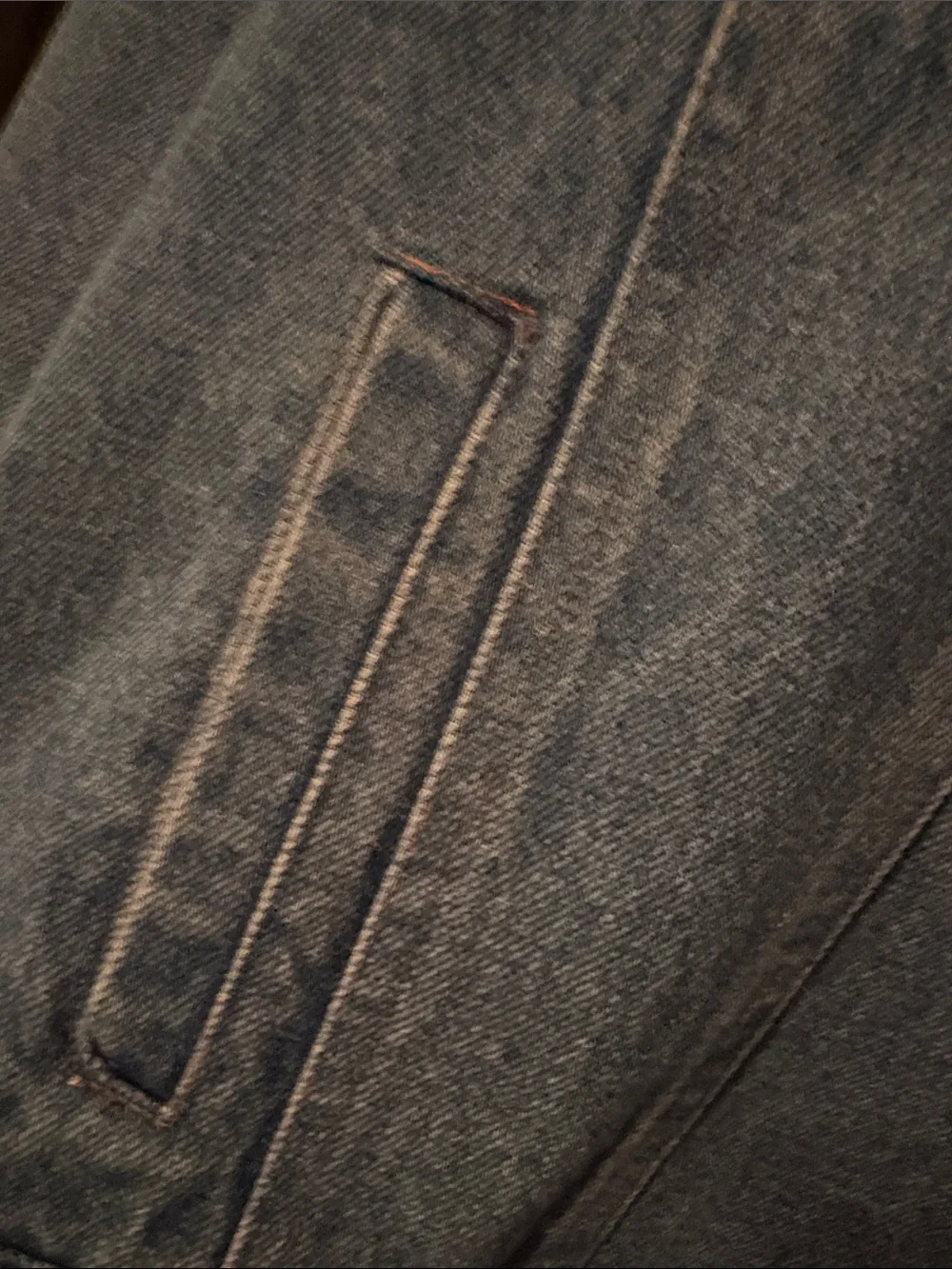 Wrangler Blue Denim Jacket with Lovely detailed fabric portrait on the back